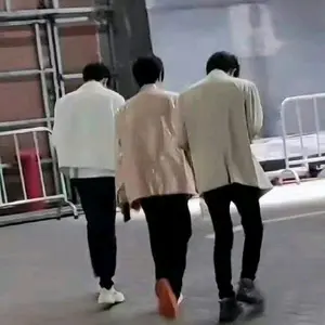 roywang_1108wy08 thumbnail