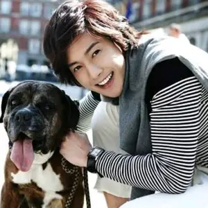 henecia20