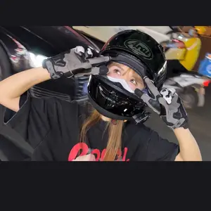 girl_motorbiker