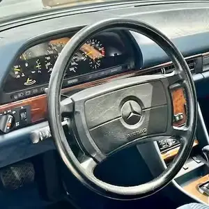 mercedes_benz19901